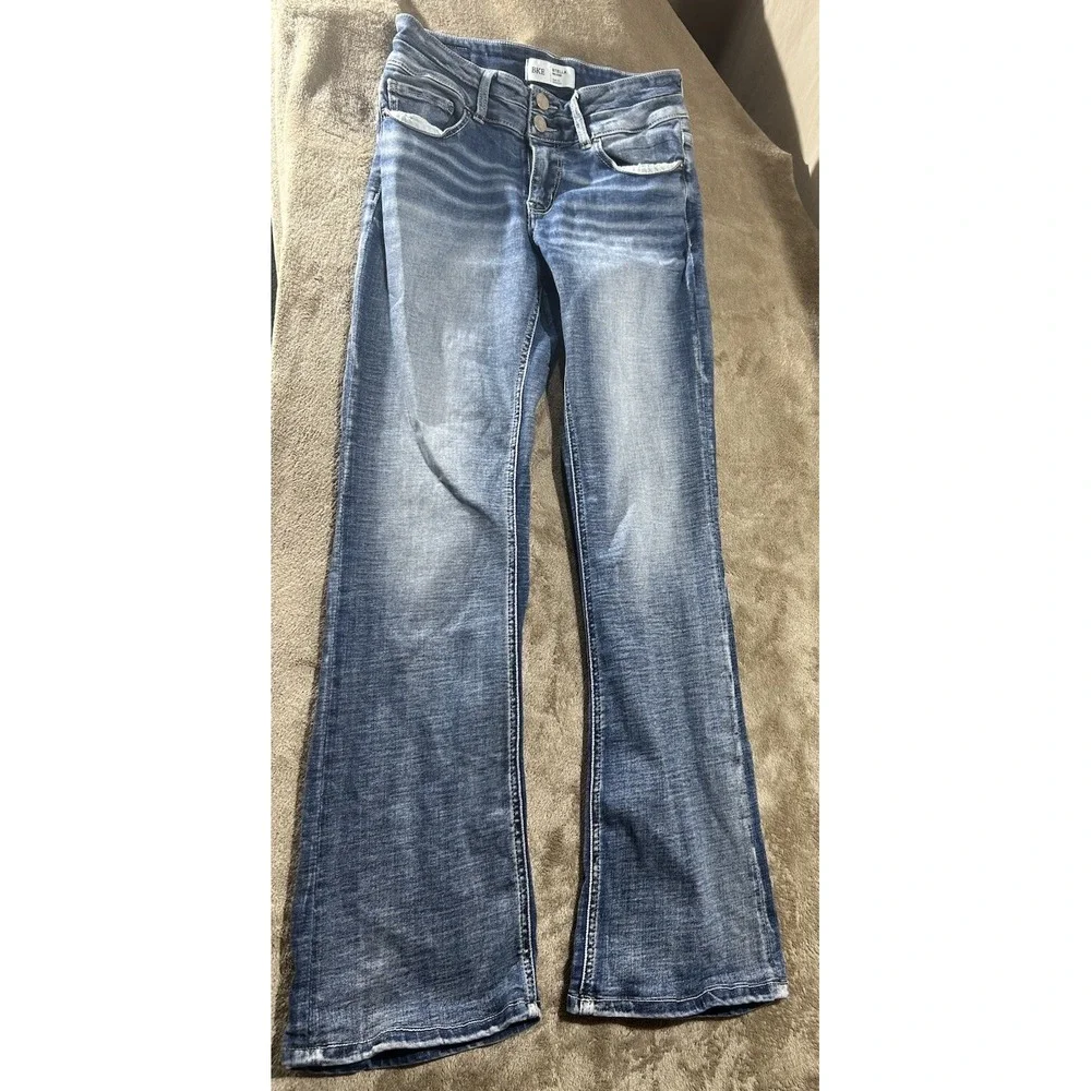 BKE Denim Stella Mid Rise Slim Fit Bootcut Jeans Womens 28 x 31.5 Medium Wash